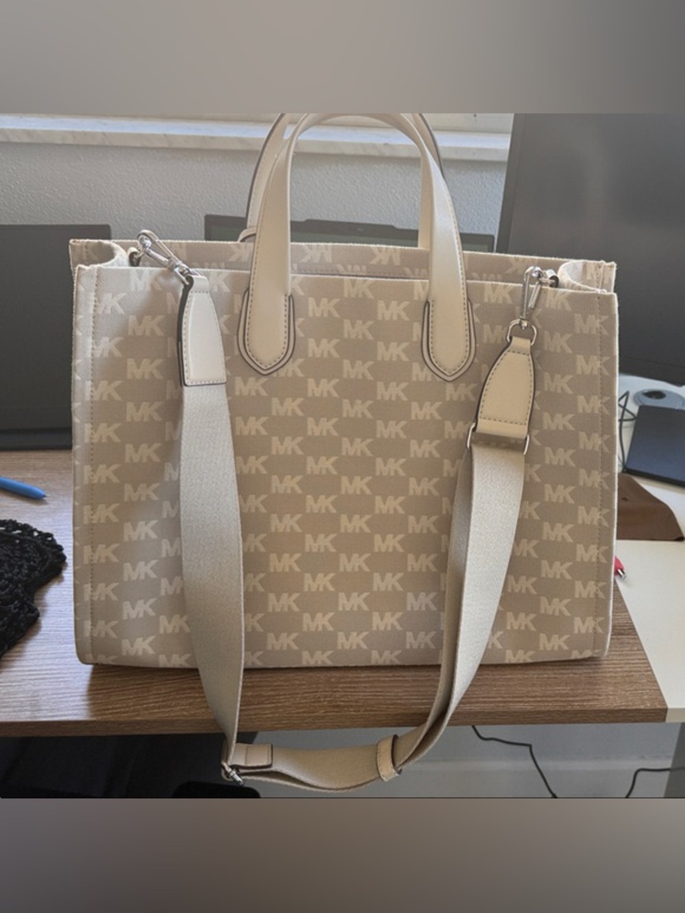 Michael Kors Gigi Large Logo Jacquard Tote Bag NWT